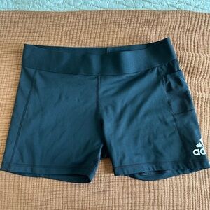 Adidas 3 in biker shorts. Black with pocket